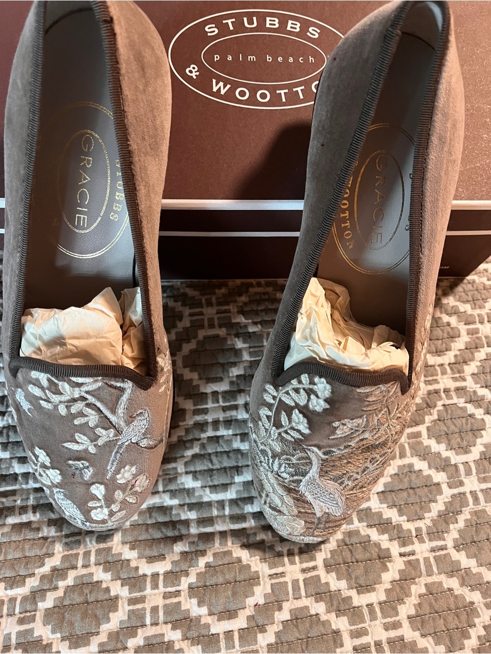 Gracie by Stubbs and Wootton Embroidered Velvet Loafers in Brown size 8 - Picture 2 of 11